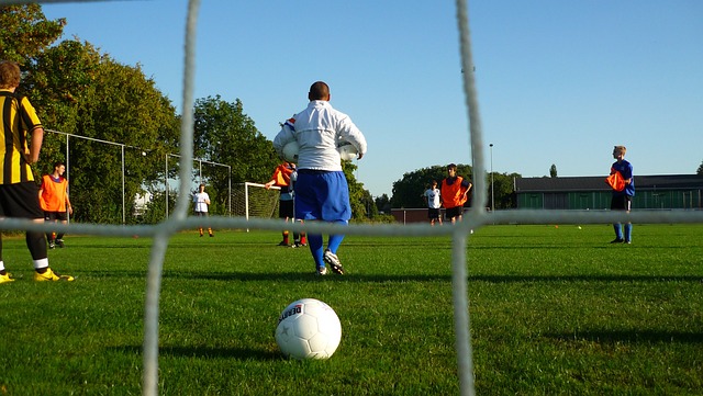 罗马诺：切尔西卖人是在为哈维-西蒙斯和加纳乔创造空间