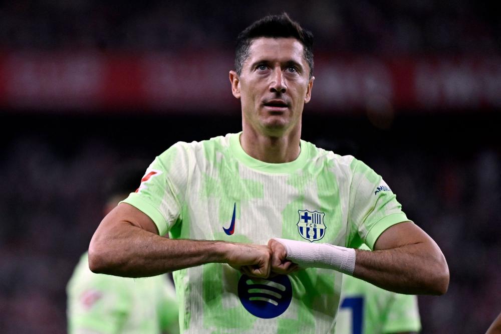 英超焦点战：利物浦主场迎战热刺,